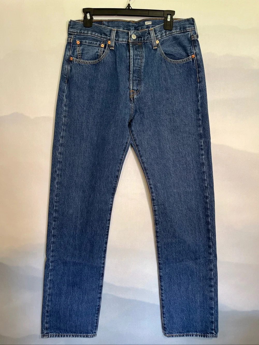 Levi’s 501 Button Fly Mens Jeans 33/34 Straight leg
